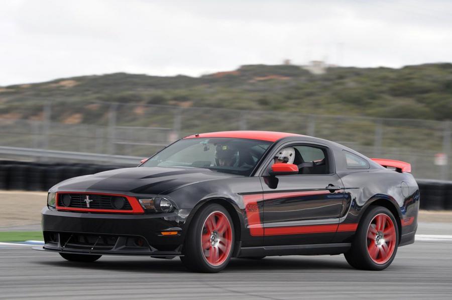  Ford Mustang Boss 302 Laguna Seca 2010 года  (фото 51 из 132)